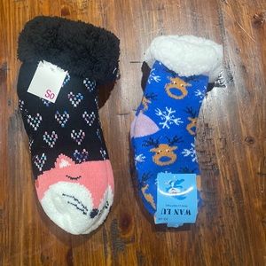 NWT slipper socks (lot of 2) adult and child